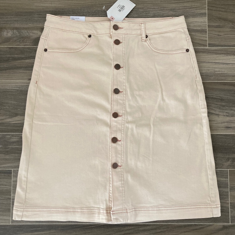 TNR jeans Fundamental Skirt- Women’s Large- NWT- Denim